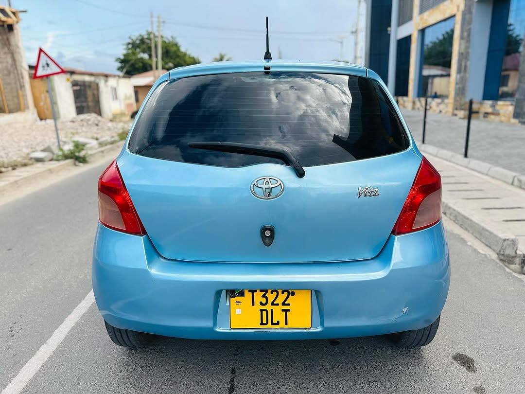 A picture of Toyota Vitz new model