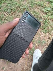 A picture of SAMSUNG Z FLIP 3 5G