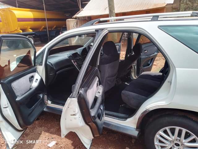 A picture of Nauza Harrier old model Engine yake ni 2 AZ