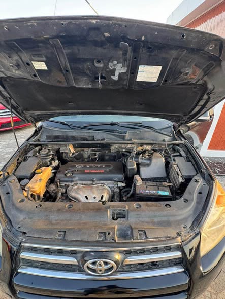 A picture of Fairly used 2011 Toyota RAV4 Black On Black small engine