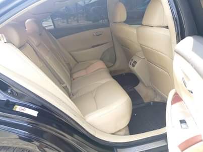 A picture of Belgium grade es350 for sell Ac chilling Engine Gear Interior
