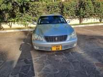 A picture of TOYOTA CROWN