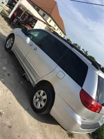 A picture of IMMEDIATE DISTRESS TOYOTA SIENNA LE 2007 PURE FIRST BODY.