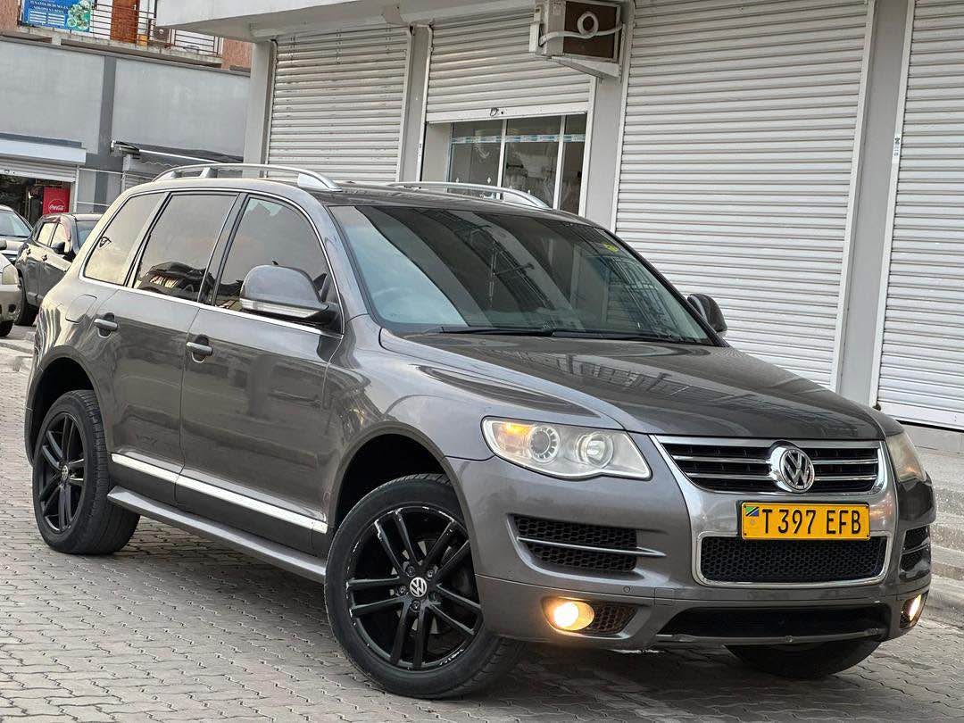 A picture of VOLKSWAGEN TOUAREG DIESEL 