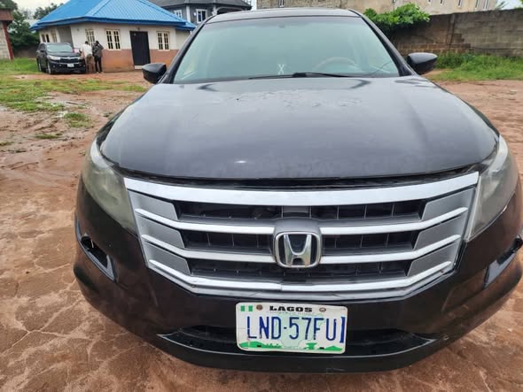 A picture of Honda crosstour 2010