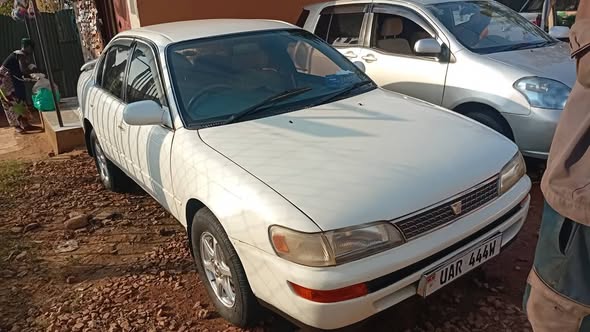 A picture of Corolla 100