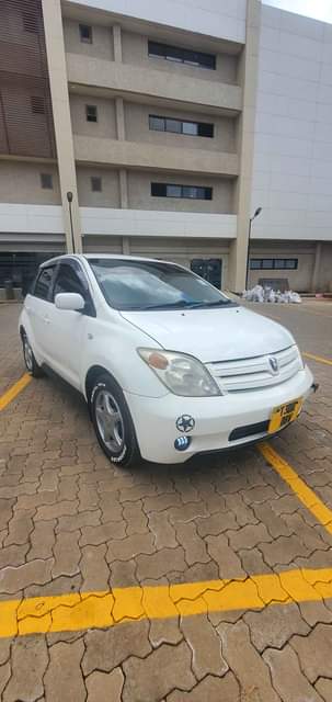 A picture of TOYOTA IST FOR SALE