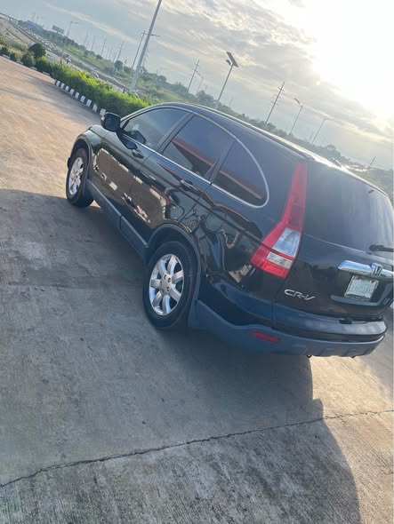 A picture of 08 Honda CRV