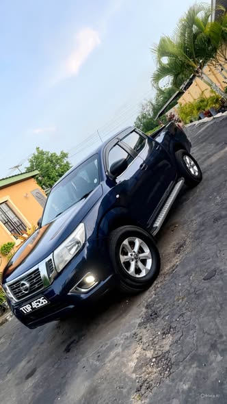 nissan np300