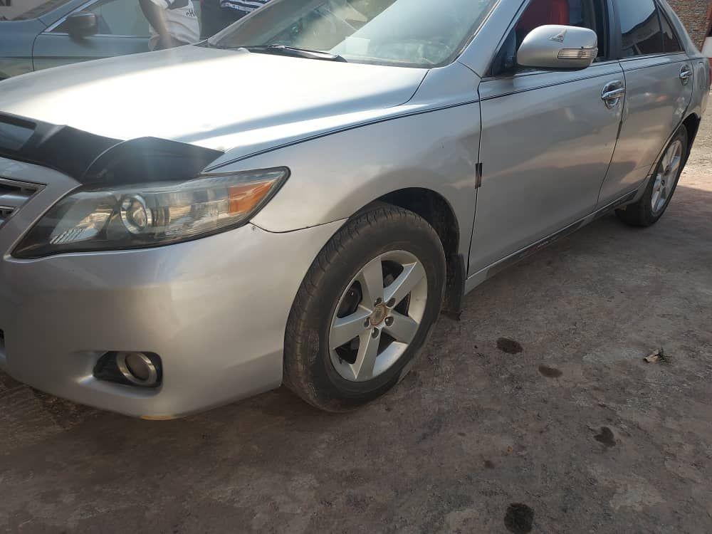 A picture of Toyota camry muscle XLE 011
