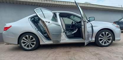 A picture of Tokunbo Honda Accord 014