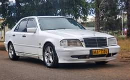 classifieds/cars mercedes