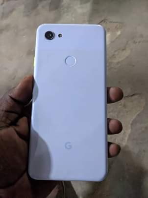 A picture of Google pixel 3axl