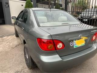 A picture of Toyota Corolla 2004 model