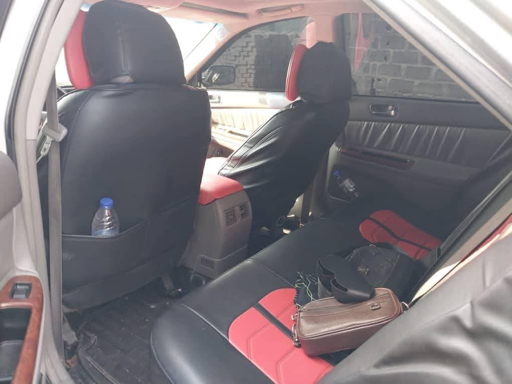 A picture of Camry 05