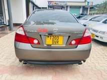 A picture of Nissan duals Price 12 5million Engine 1ZZ 1990cc Petrol fuel