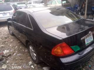 A picture of Toyota Avalon dashboard