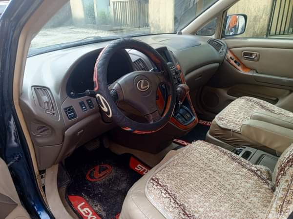 A picture of SLIGHTLY USED LEXUS RX300 full option PRICE 4 5M SLIGHTLY