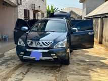 A picture of Rx 330 available in Akwa ibom Eket no faults super