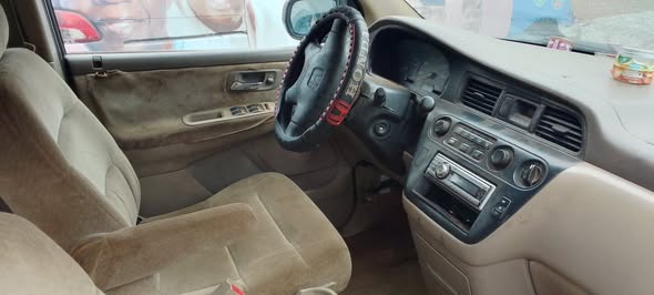 A picture of Honda Odyssey 03