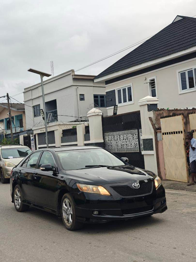 A picture of Toyota Camry 2008 LE