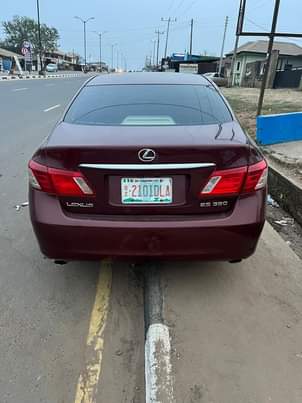 A picture of Lexus Es350 08