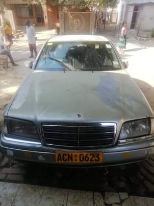 classifieds/cars mercedes