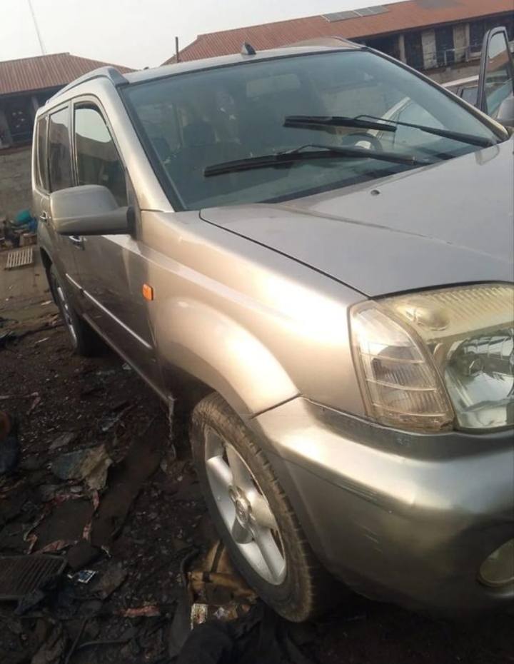 A picture of Isolo 05 Nissan X trial first body