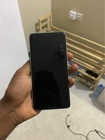 A picture of Google pixel 2xl O6I2O4IO5O