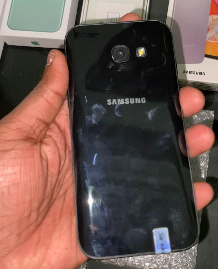 A picture of Samsung Galaxy A5 Only 75 000 naira WhatsApp 08084597986 Available