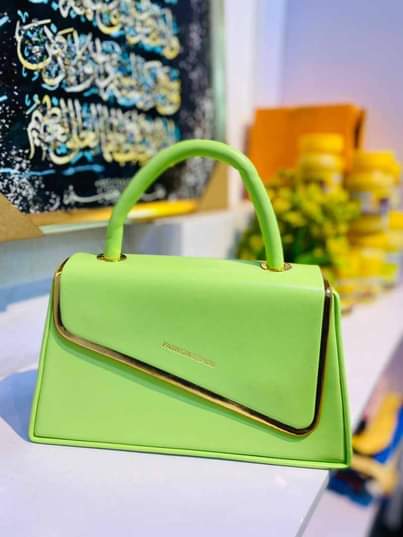 A picture of Good Quality women bags 0708289516