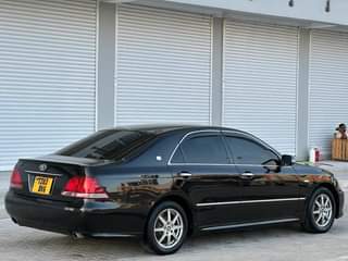 A picture of Toyota Crown
