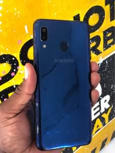 A picture of samsung A20