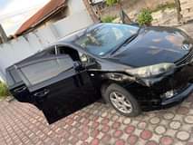 A picture of TOYOTA WISH NEW MODEL
