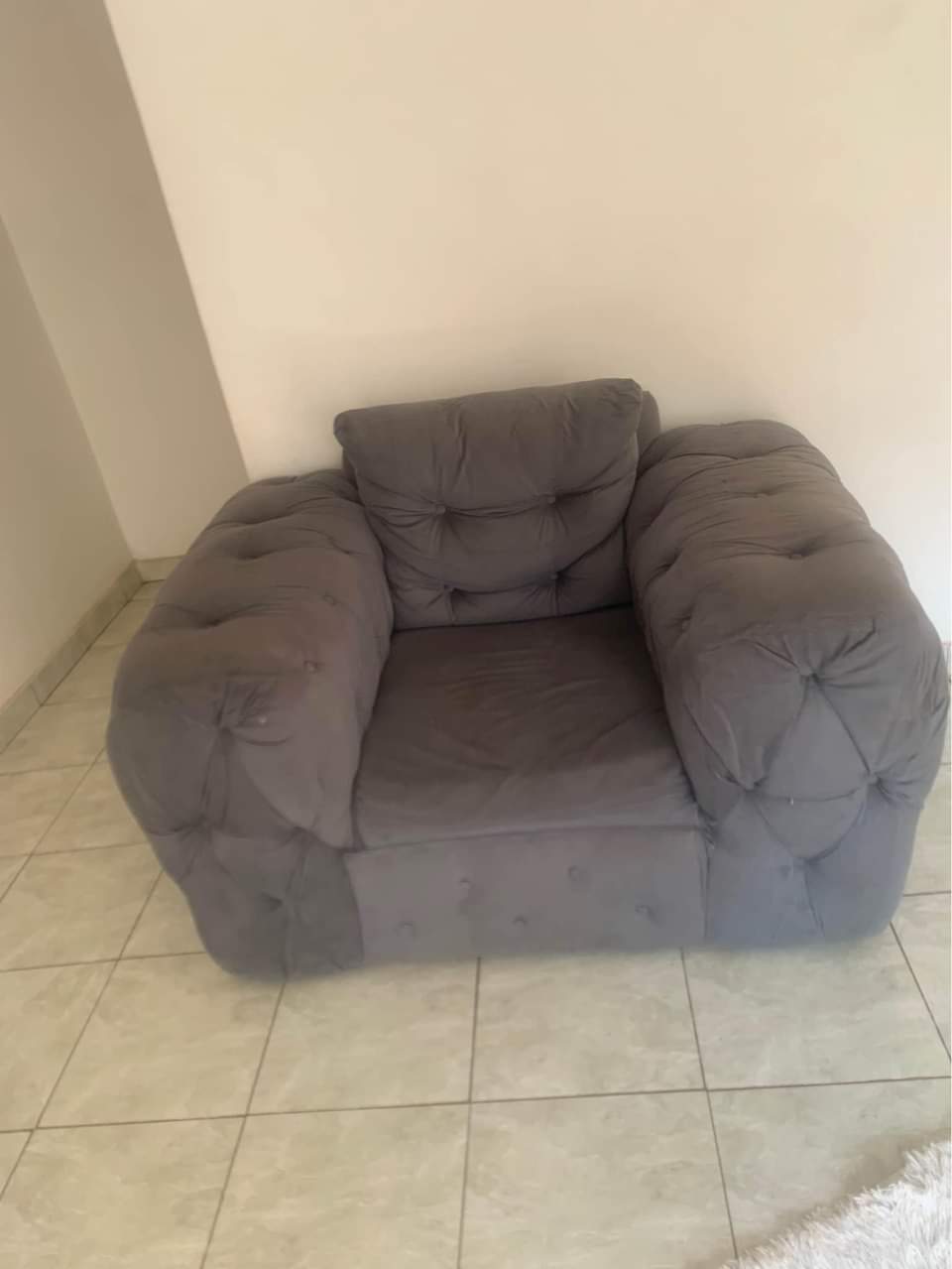 classifieds/furniture sofas