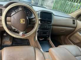 A picture of Honda pilot 2007
