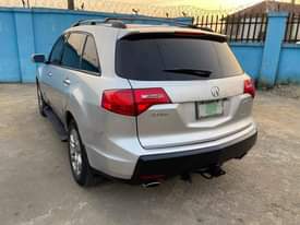 A picture of ACURA MDX