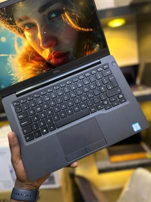 A picture of DELL Latitude 7300 QUICK SPECS Processor Intel Core i5 8th