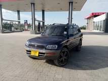 A picture of RAV4 OLD MODEL BEI M 10 beba box3 njoo vuruga