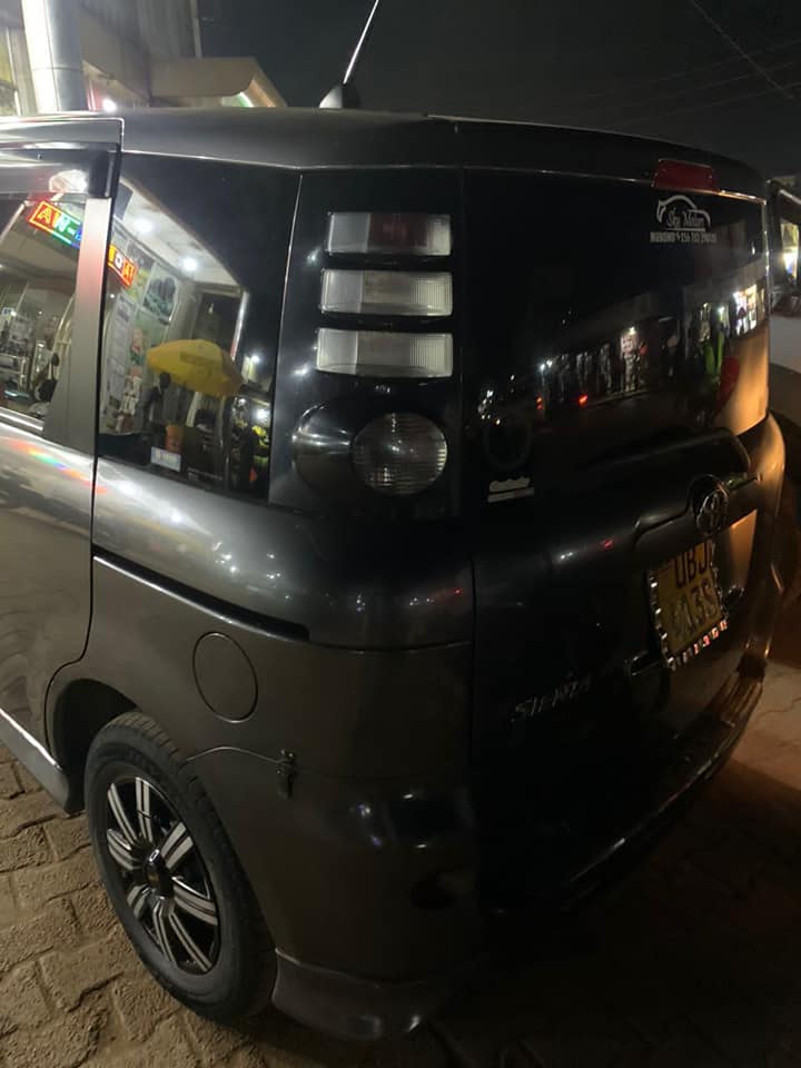 A picture of Toyota Sienta on Sale 17.5million slightly negotiable or whatsapp 0751559193