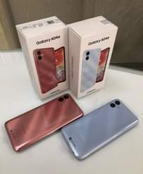 A picture of Tunakopesha simu ya SAMSUNG galaxy A04e kwa kianzio rahisi cha