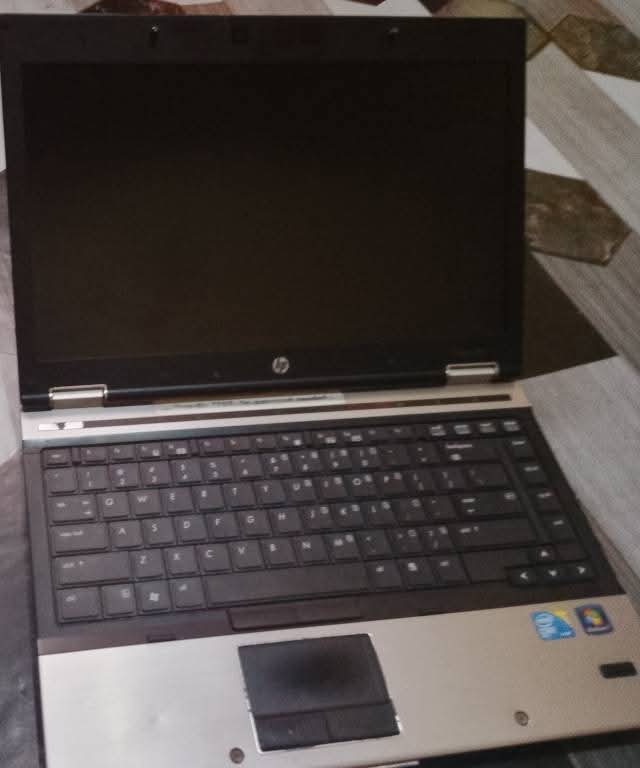 A picture of HP laptop i5