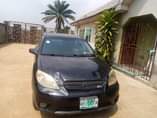A picture of Toyota Matrix 2005