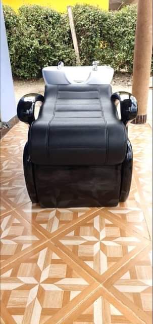 A picture of Saloon materials