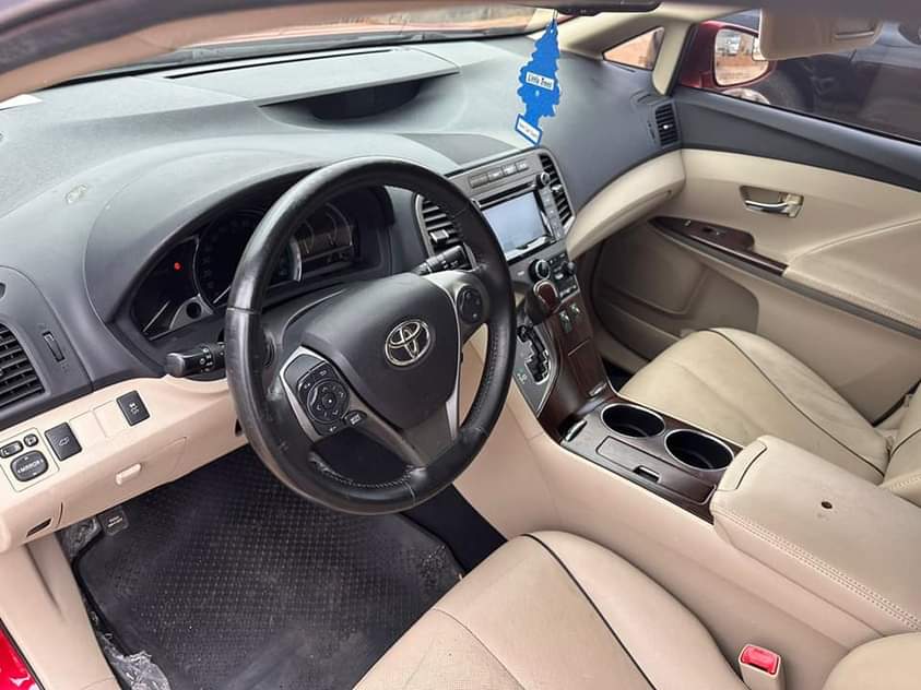 A picture of 2015 Toyota venza