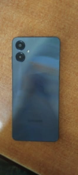 A picture of SAMSUNG A06