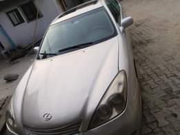 A picture of First body Lexus ES300 Engine Gear and Ac intact Interior