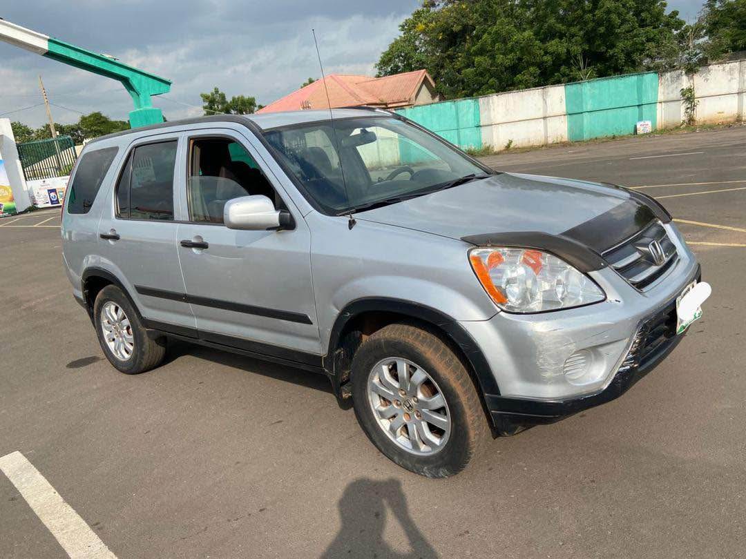 A picture of Honda CRV. 08036407690