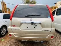 A picture of Nissan X trail