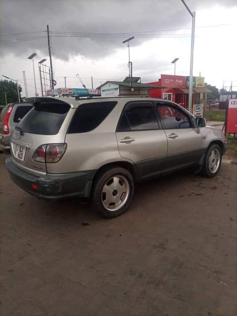 toyota harrier